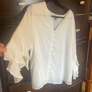 Womens alfani white womens blouse with cute fluttered sleeves